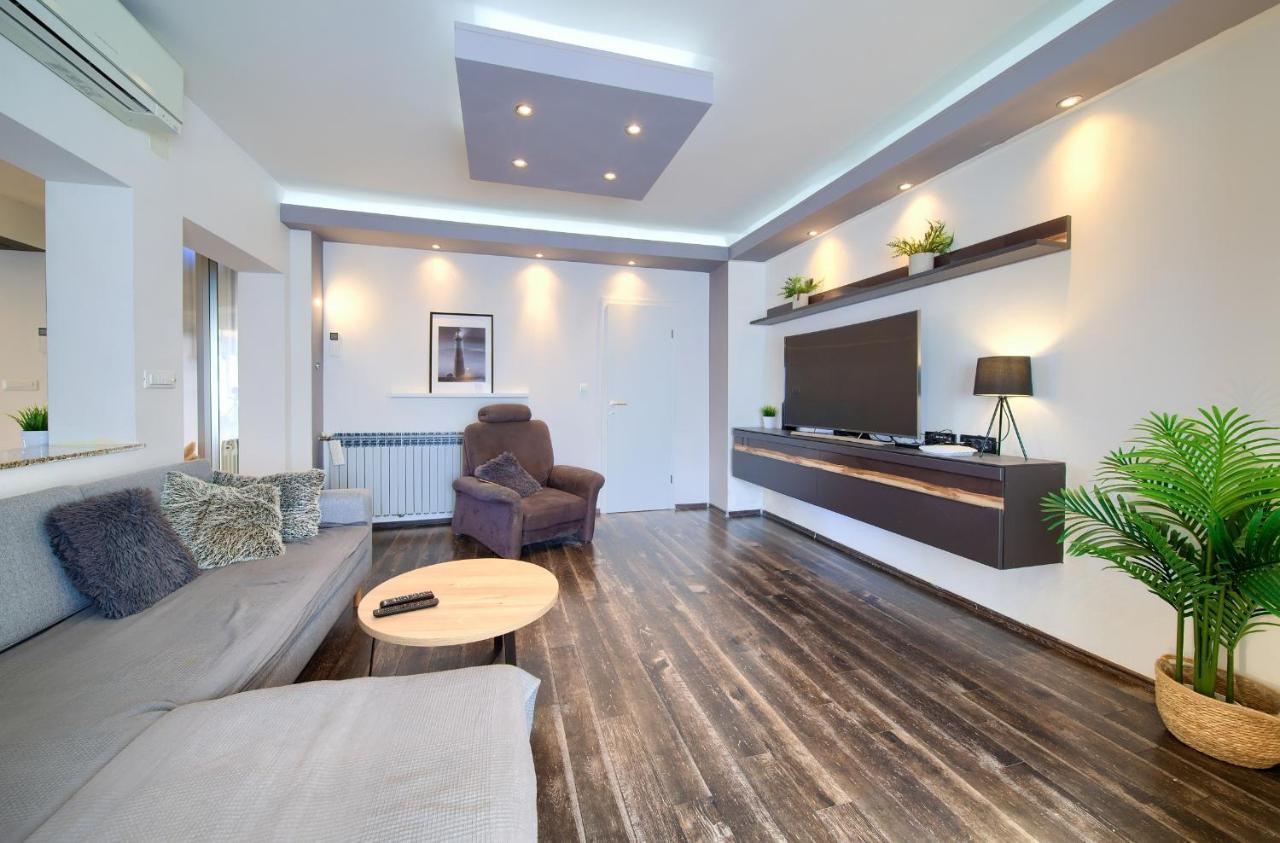 Luxury Apartments Vanessa, Нивице Экстерьер фото