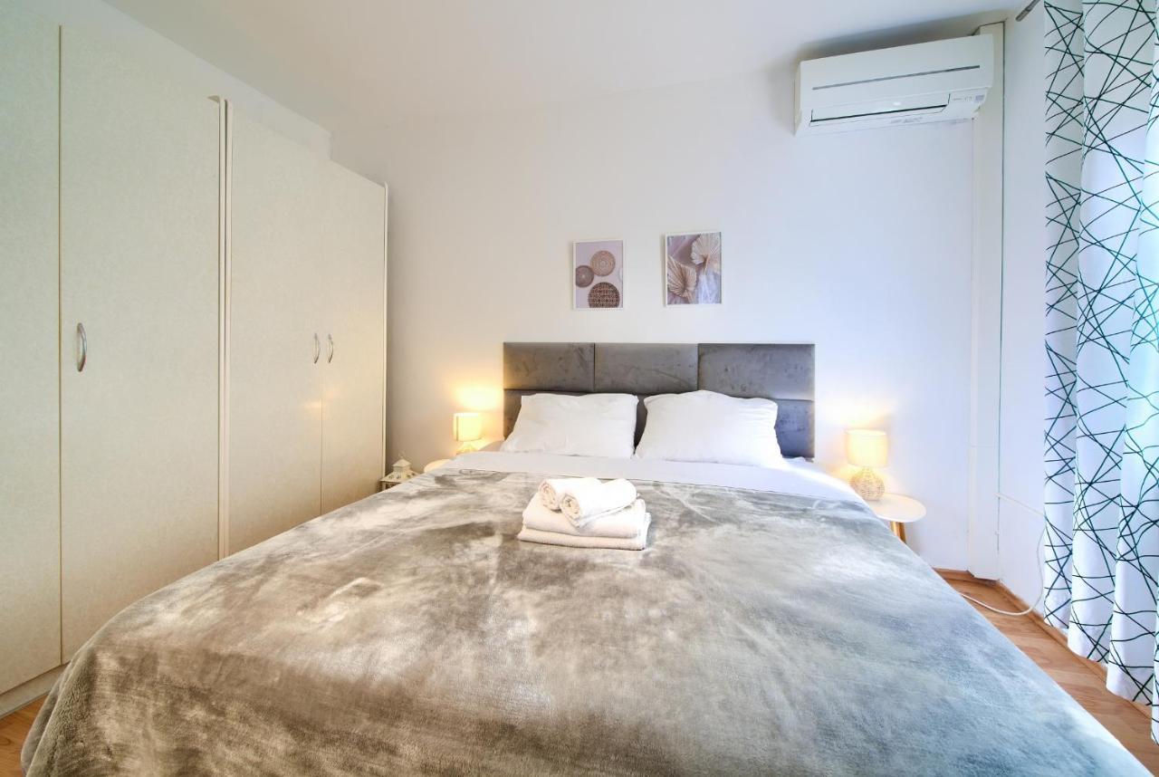 Luxury Apartments Vanessa, Нивице Экстерьер фото