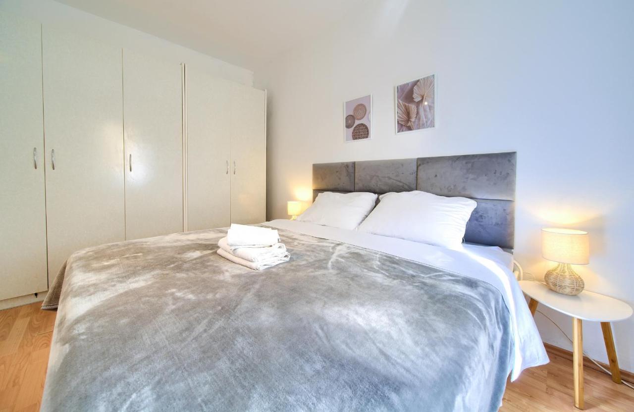 Luxury Apartments Vanessa, Нивице Экстерьер фото