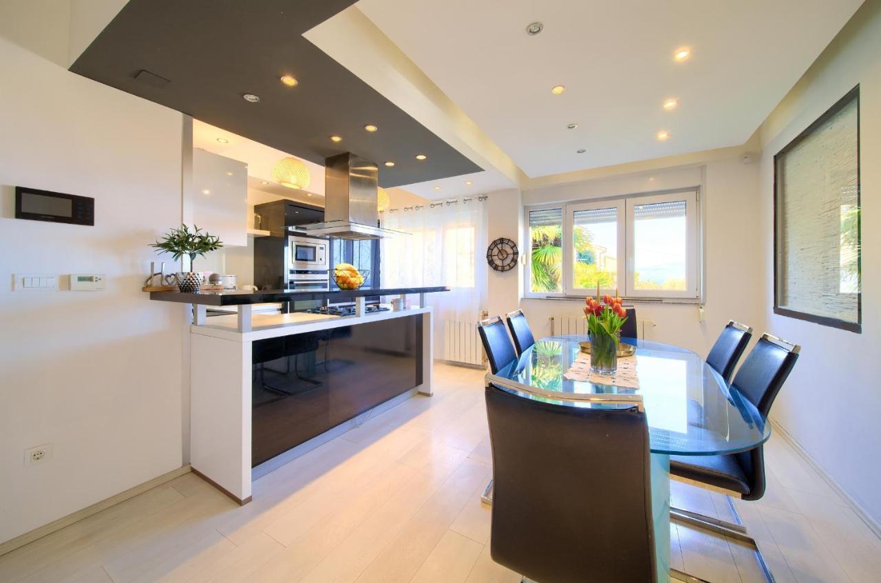 Luxury Apartments Vanessa, Нивице Экстерьер фото